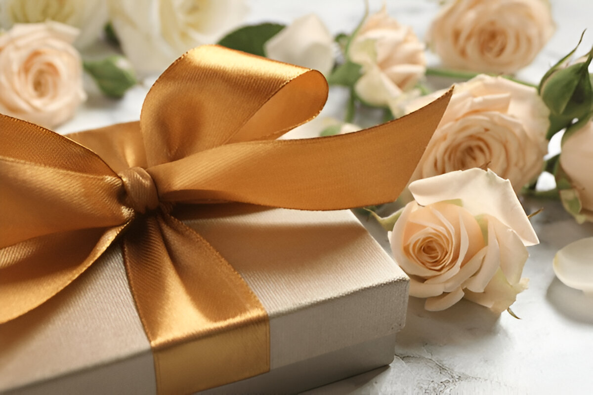 the-20th-anniversary-gifts-that-left-my-husband-speechless