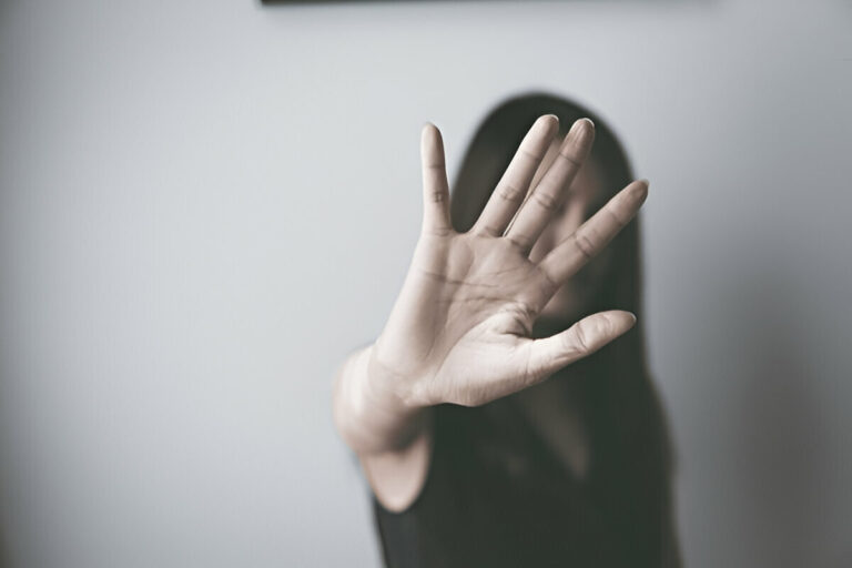 signs that he's just not that into you