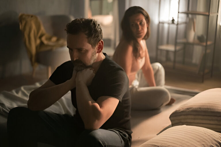 signs your wife loves someone else