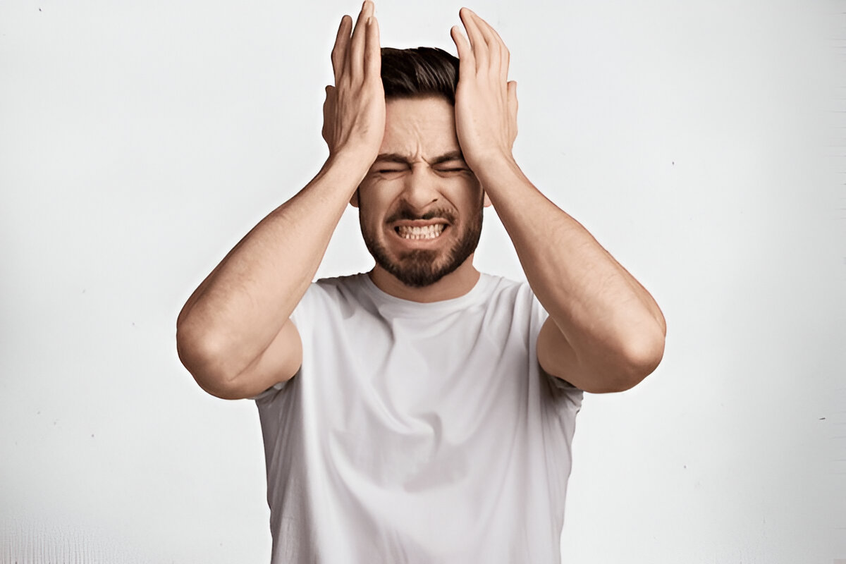 signs he's trying to forget you